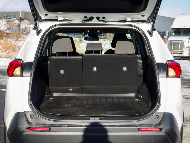 2021 Toyota RAV4 - Gallery image 9