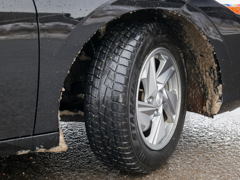 2024 Hyundai Elantra - Gallery image 6