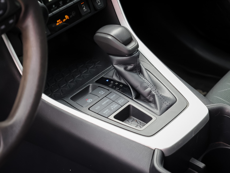 2023 Toyota RAV4 - Gallery image 15