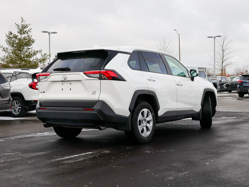 2024 Toyota RAV4 - Gallery image 2