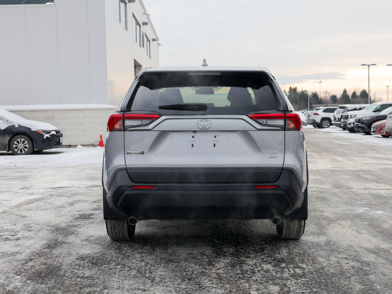 2023 Toyota RAV4 - Gallery image 3