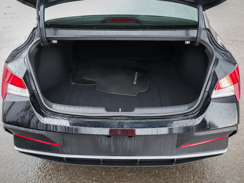2024 Hyundai Elantra - Gallery image 9