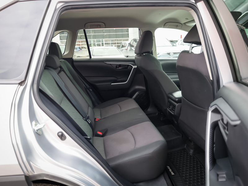 2023 Toyota RAV4 - Gallery image 11