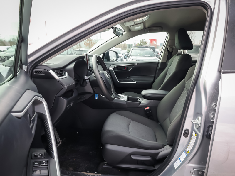 2022 Toyota RAV4 - Gallery image 7