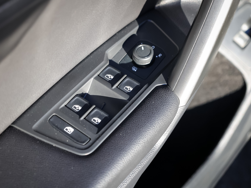 2021 Volkswagen Tiguan - Gallery image 13