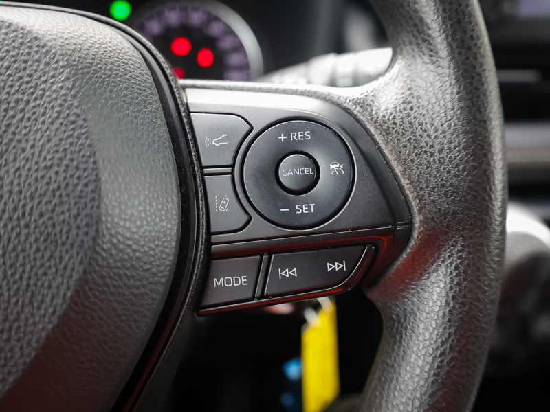 2022 Toyota RAV4 - Gallery image 17