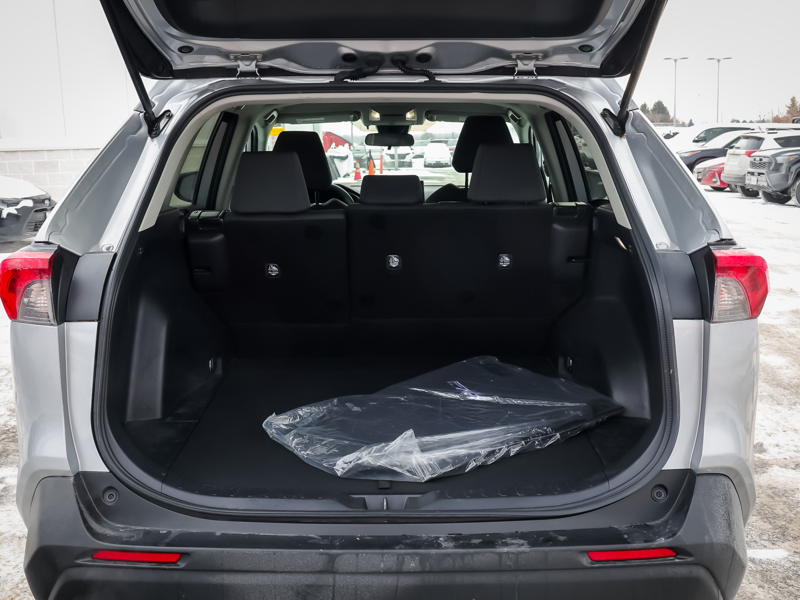 2022 Toyota RAV4 - Gallery image 9