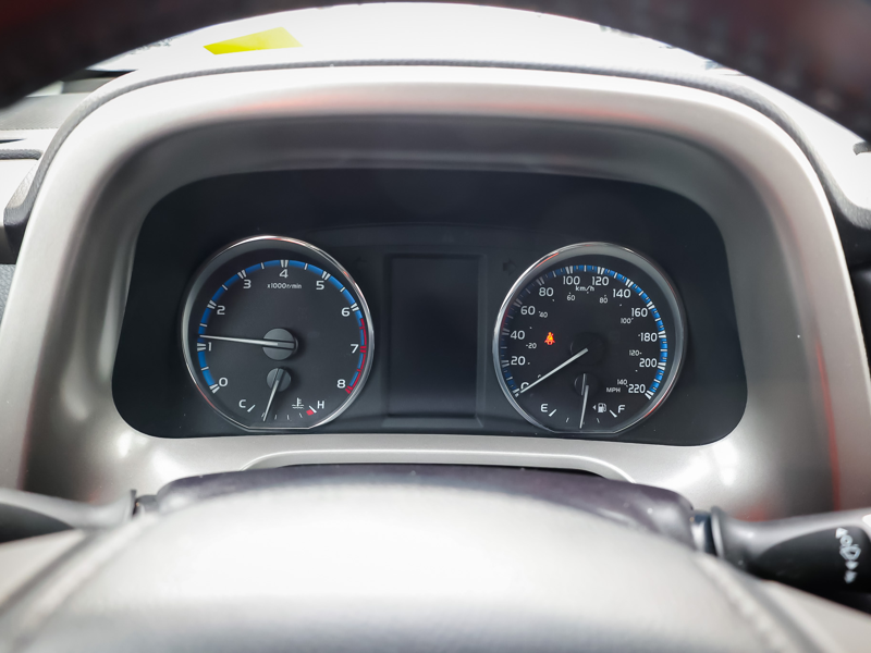 2018 Toyota RAV4 - Gallery image 18