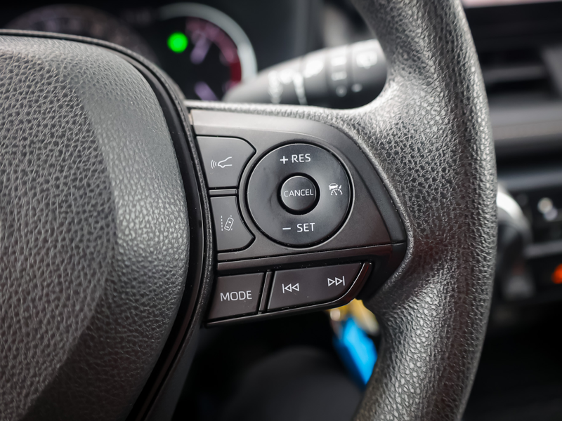 2023 Toyota RAV4 - Gallery image 17