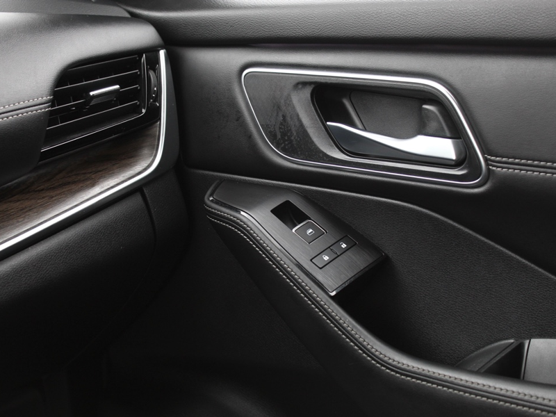 2024 Nissan Rogue - Gallery image 24