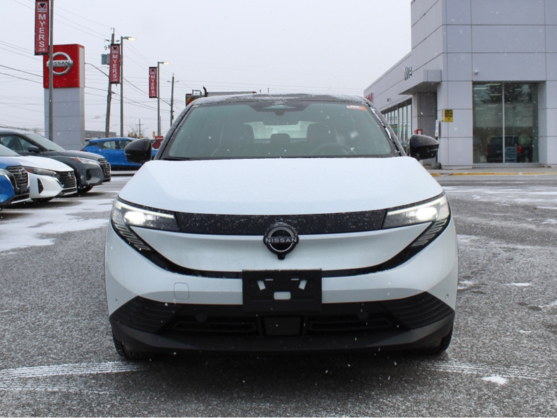 2026 Nissan LEAF - Gallery image 1