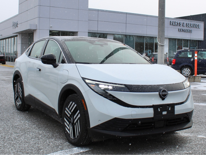 2026 Nissan LEAF - Gallery image 2