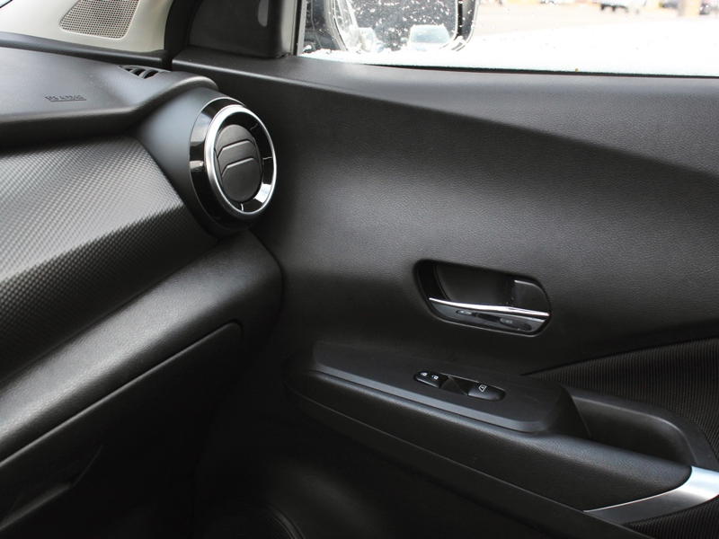 2021 Nissan Kicks - Gallery image 21