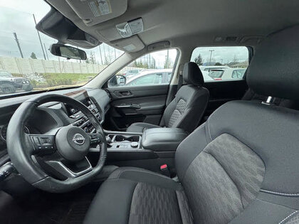 used 2024 Nissan Pathfinder car, priced at $38,399