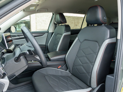 used 2024 Volkswagen Atlas car, priced at $46,087