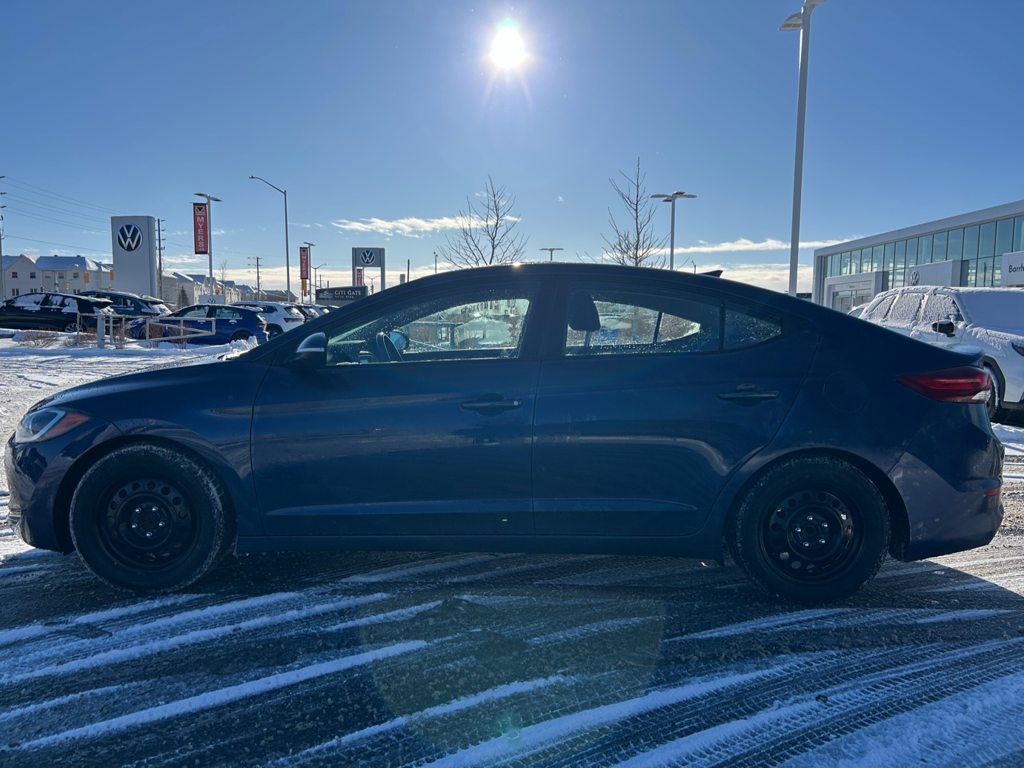 2018 Hyundai Elantra Sedan - Gallery image 5