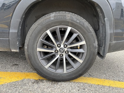 used 2018 Toyota Highlander car, priced at $26,995