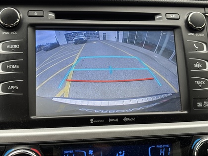 used 2018 Toyota Highlander car, priced at $26,995