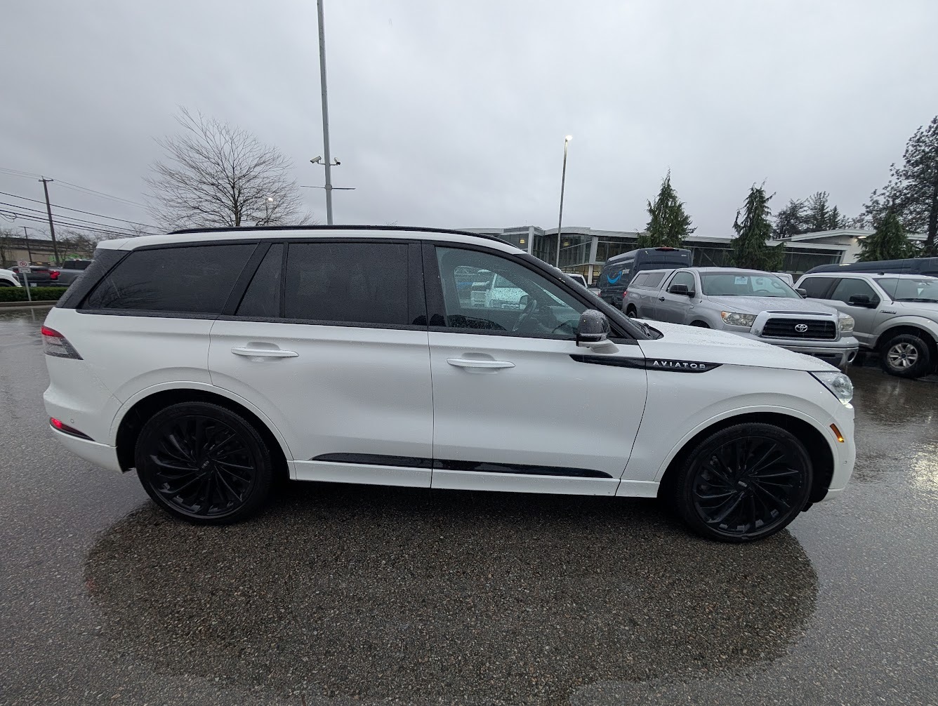 2023 Lincoln Aviator