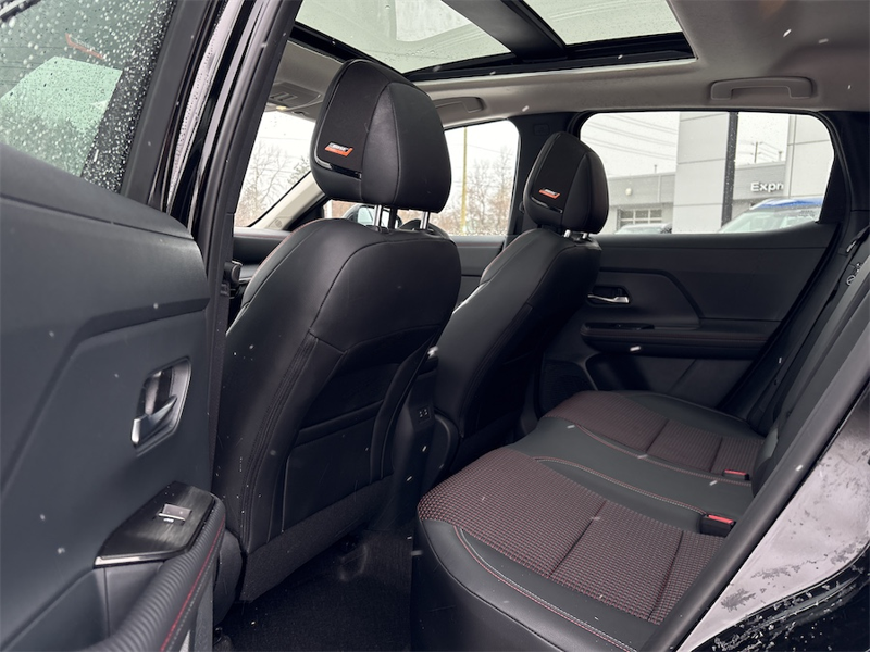 2025 Nissan Kicks - Gallery image 19