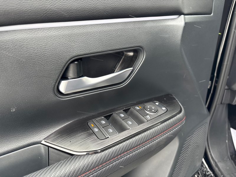 2025 Nissan Kicks - Gallery image 25