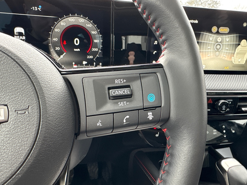 2025 Nissan Kicks - Gallery image 29