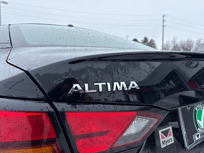 2022 Nissan Altima - Gallery image 23