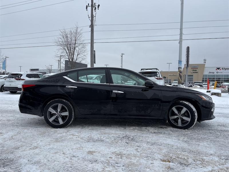 2022 Nissan Altima - Gallery image 5