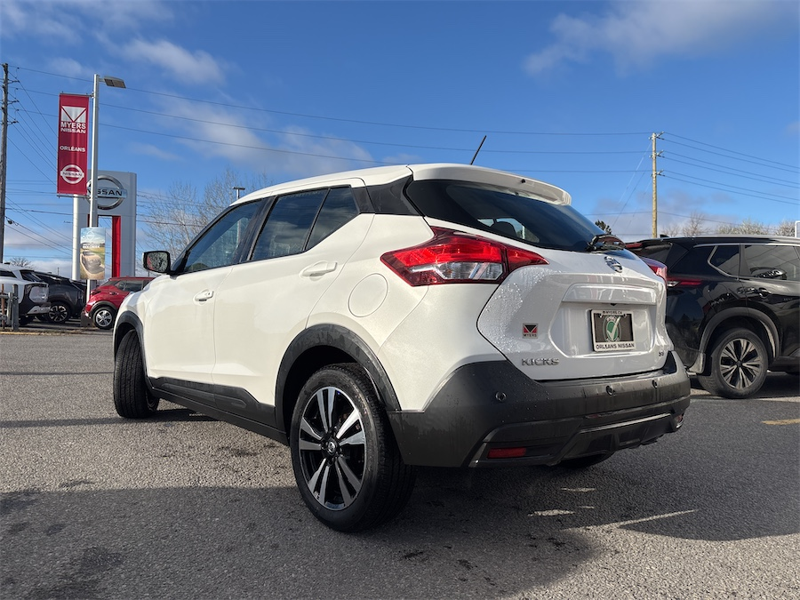 2020 Nissan Kicks - Gallery image 2