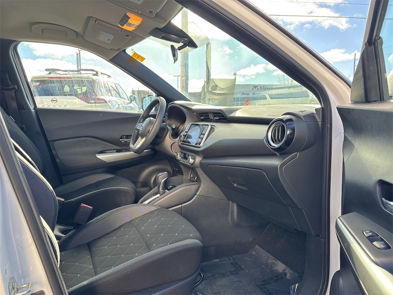 2020 Nissan Kicks - Gallery image 16