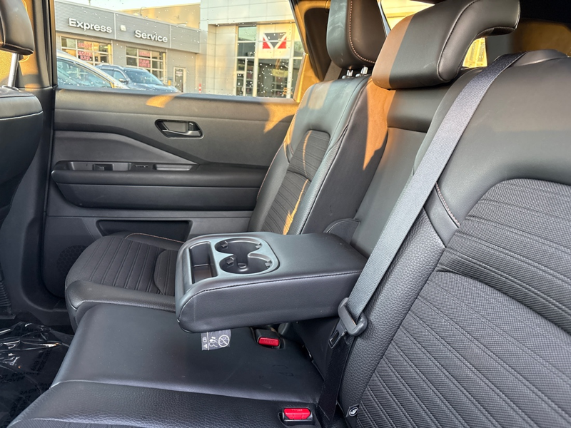 2024 Nissan Pathfinder - Gallery image 25