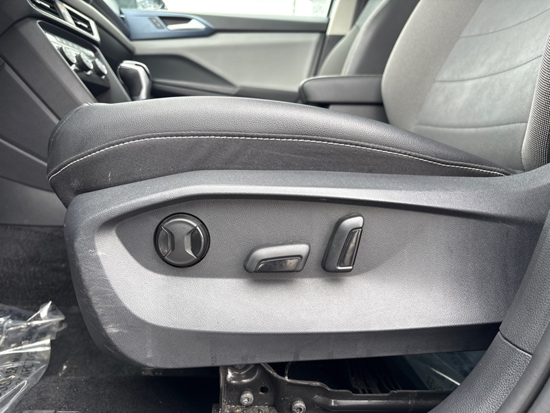 2022 Volkswagen Taos - Gallery image 27