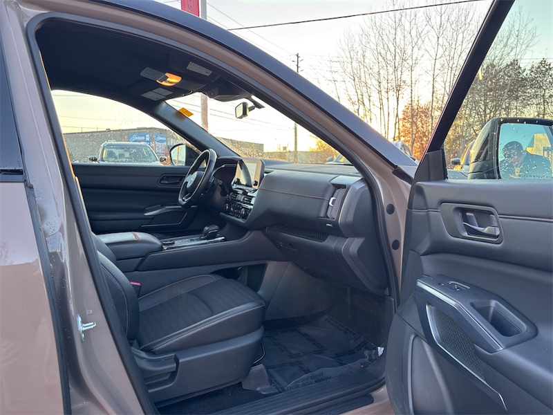 2024 Nissan Pathfinder - Gallery image 16