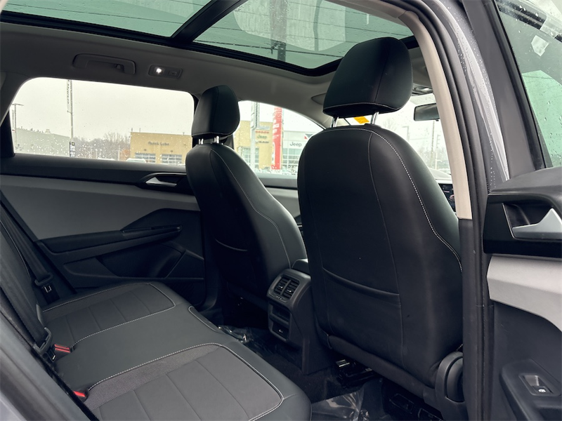 2022 Volkswagen Taos - Gallery image 17