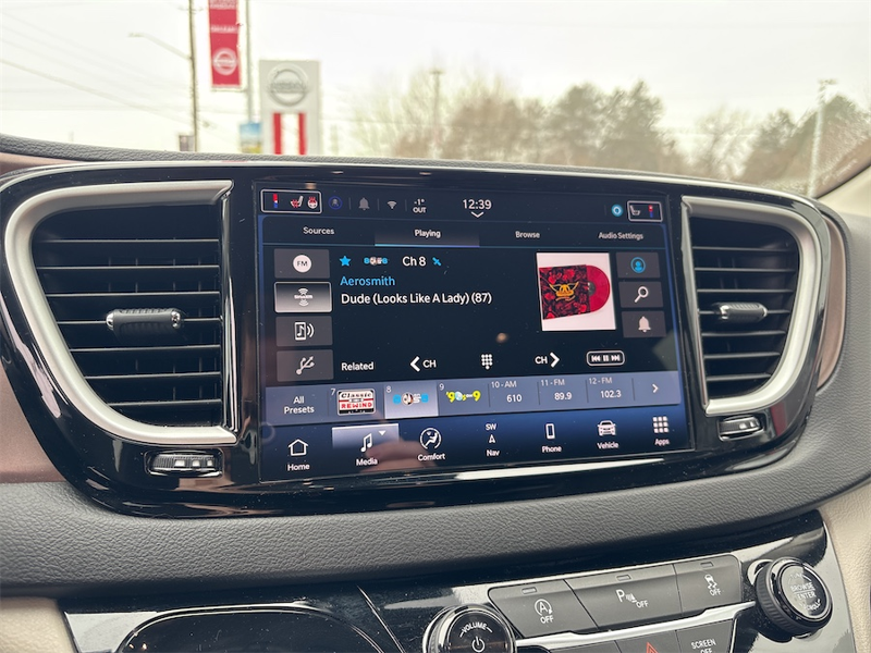 2024 Chrysler Grand Caravan - Gallery image 13