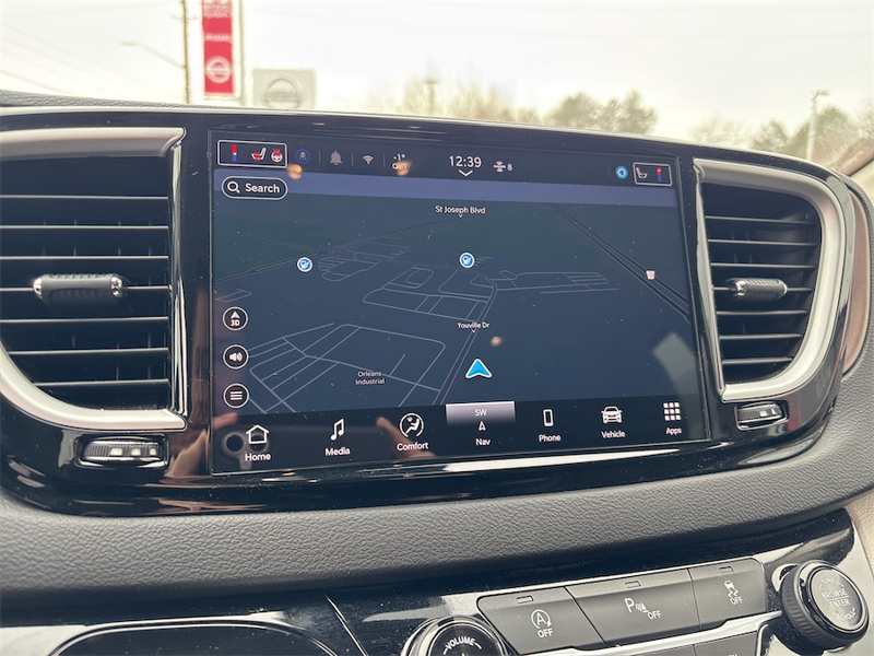 2024 Chrysler Grand Caravan - Gallery image 20