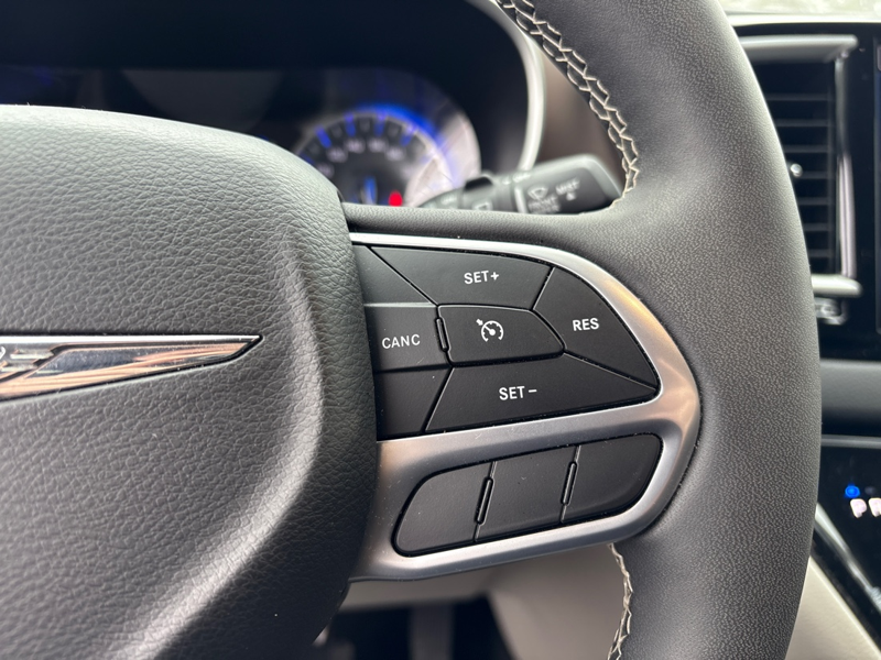 2024 Chrysler Grand Caravan - Gallery image 37