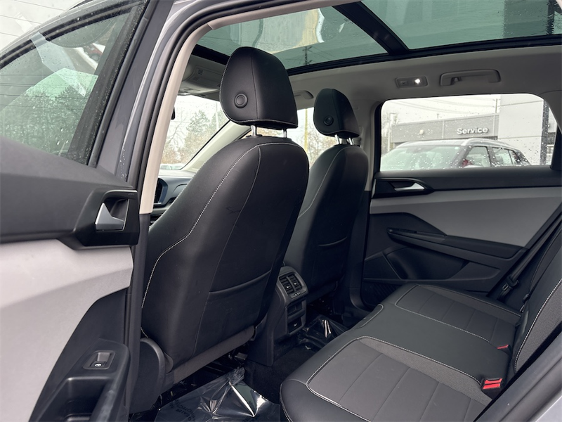 2022 Volkswagen Taos - Gallery image 19