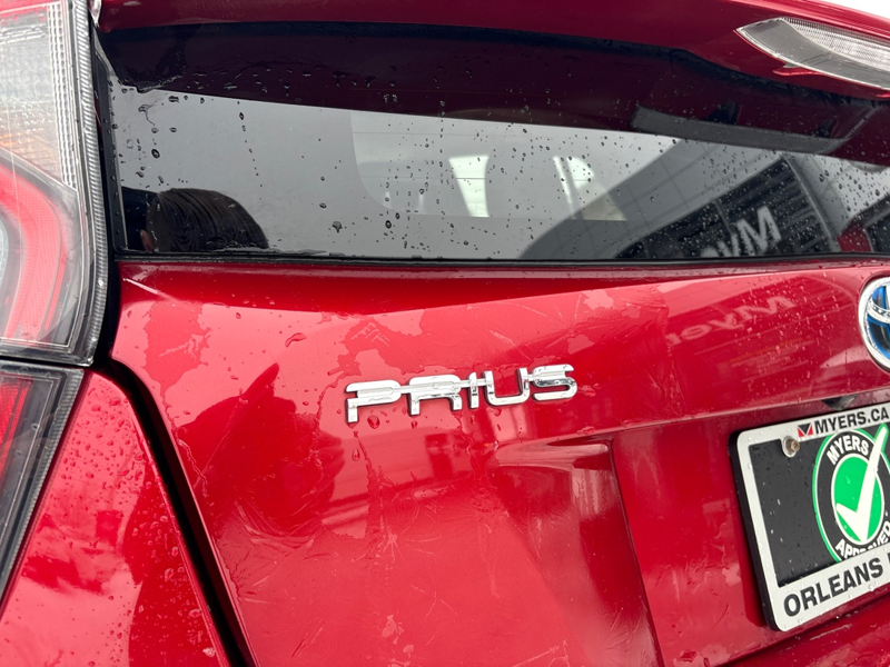2017 Toyota Prius - Gallery image 24