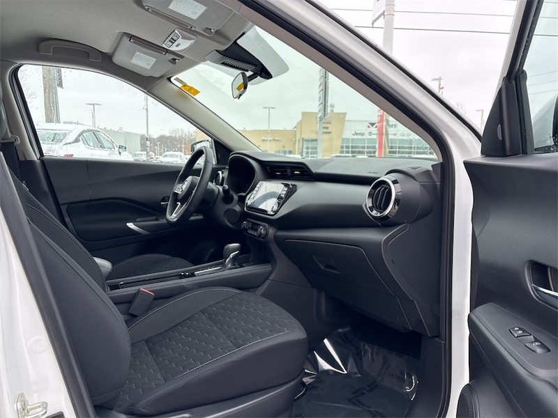 2021 Nissan Kicks - Gallery image 16