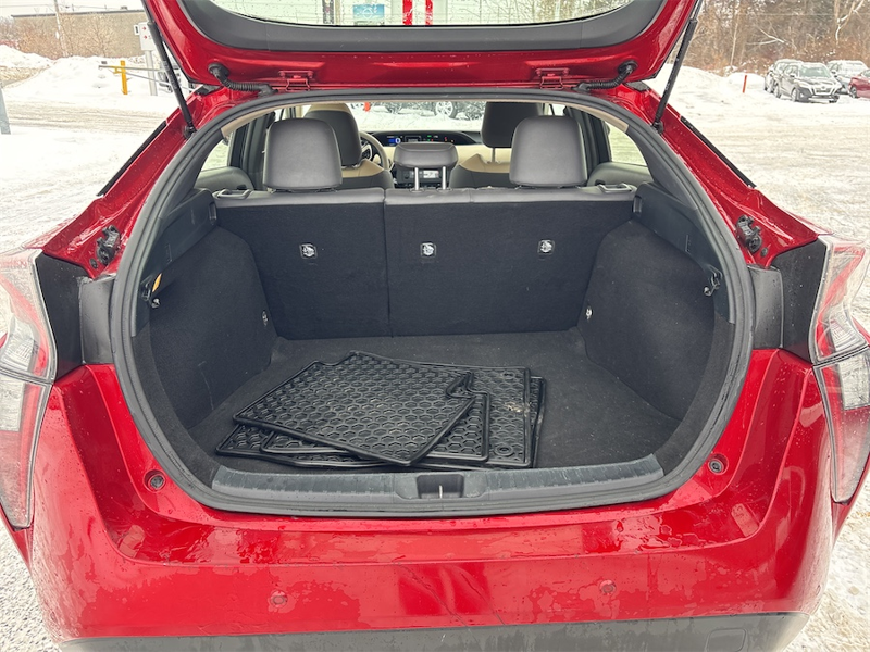 2017 Toyota Prius - Gallery image 8