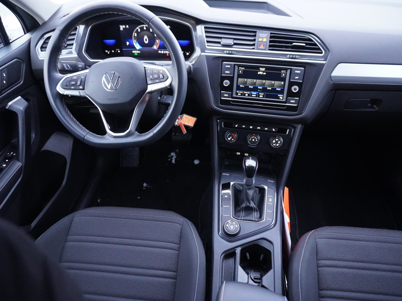 2022 Volkswagen Tiguan - Gallery image 12