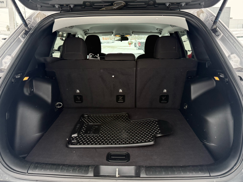 2020 Jeep Cherokee - Gallery image 30