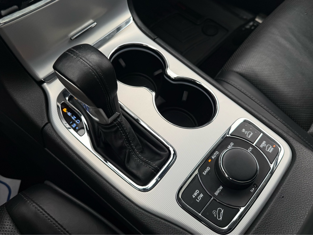 2019 Jeep Grand Cherokee - Gallery image 22