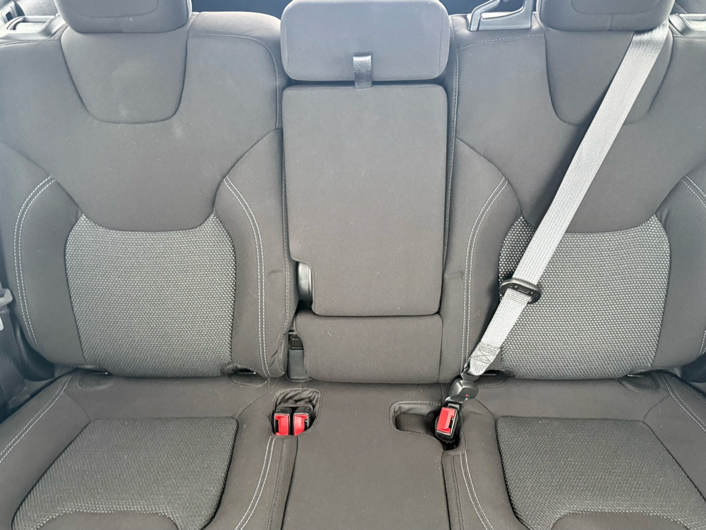 2020 Jeep Cherokee - Gallery image 25