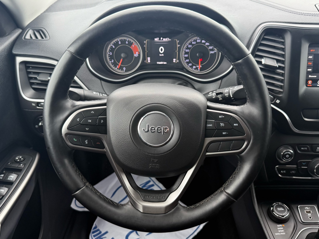 2020 Jeep Cherokee - Gallery image 2