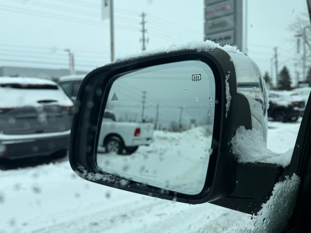 2019 Jeep Grand Cherokee - Gallery image 10