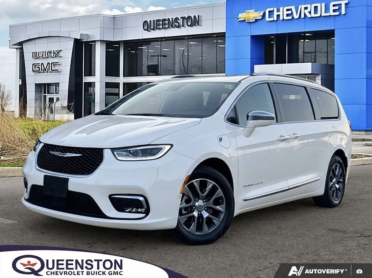 2024 Chrysler Pacifica Hybrid Pinnacle FWD