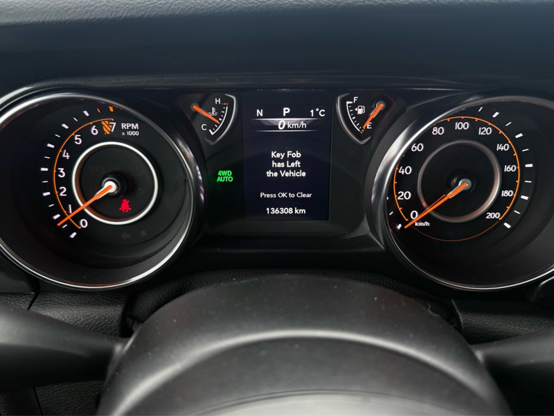 2021 Jeep Wrangler Unlimited - Gallery image 16