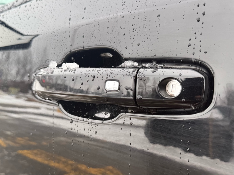 2023 Chevrolet Silverado 1500 - Gallery image 9